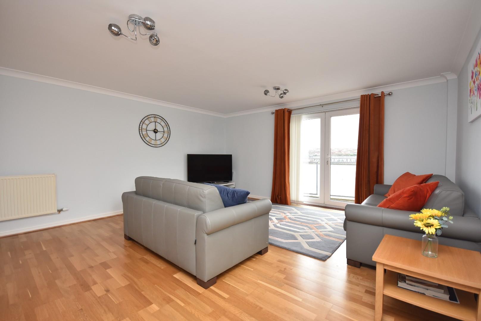 9 Glan Y Mor, Y Rhodfa, Barry, CF63 4BB